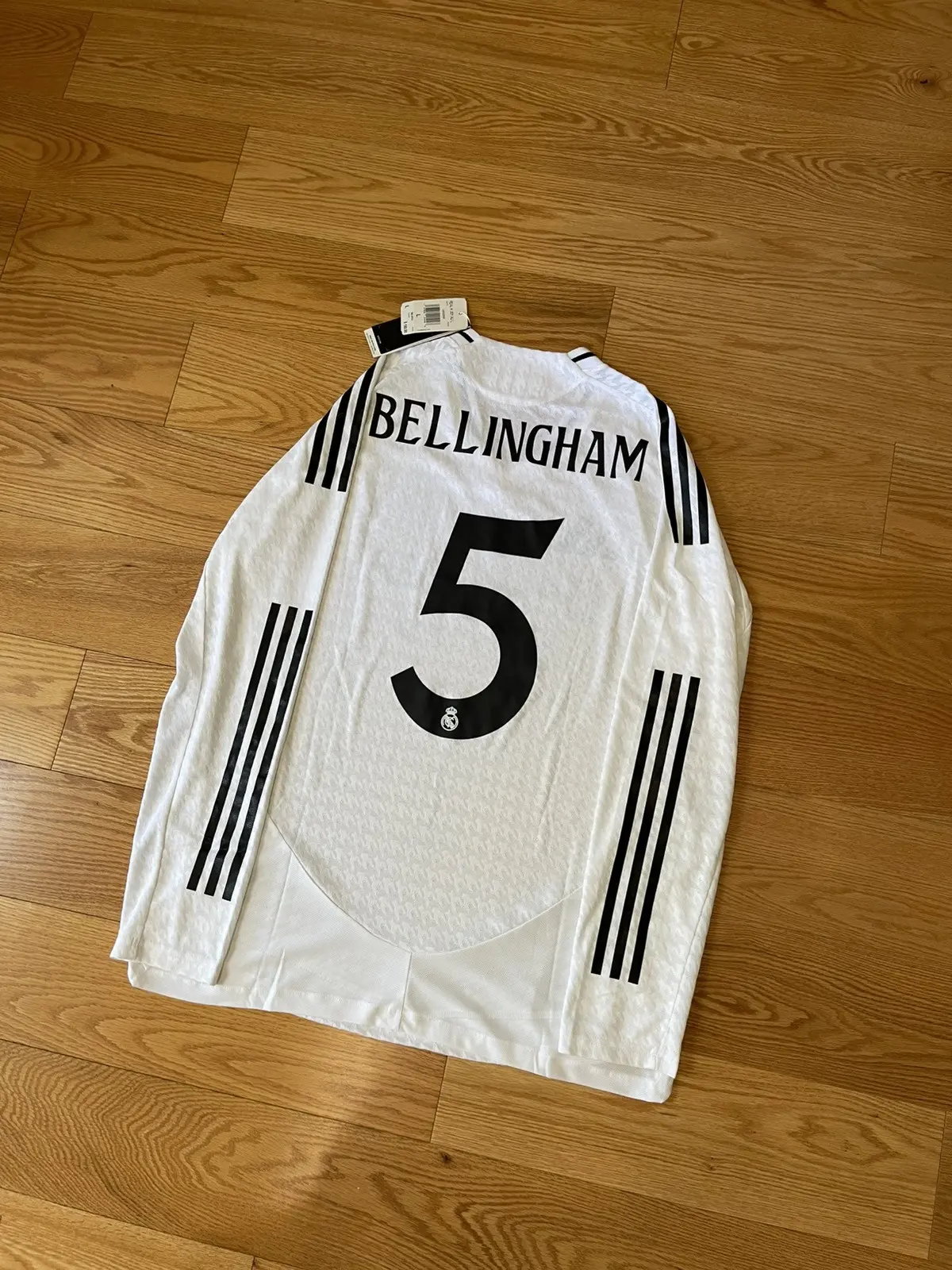 Full Sleeve Bellingham Real Madrid Jersey